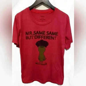 Unisex logo vintage "Mr men" short sleeve red casual  T-shirt M